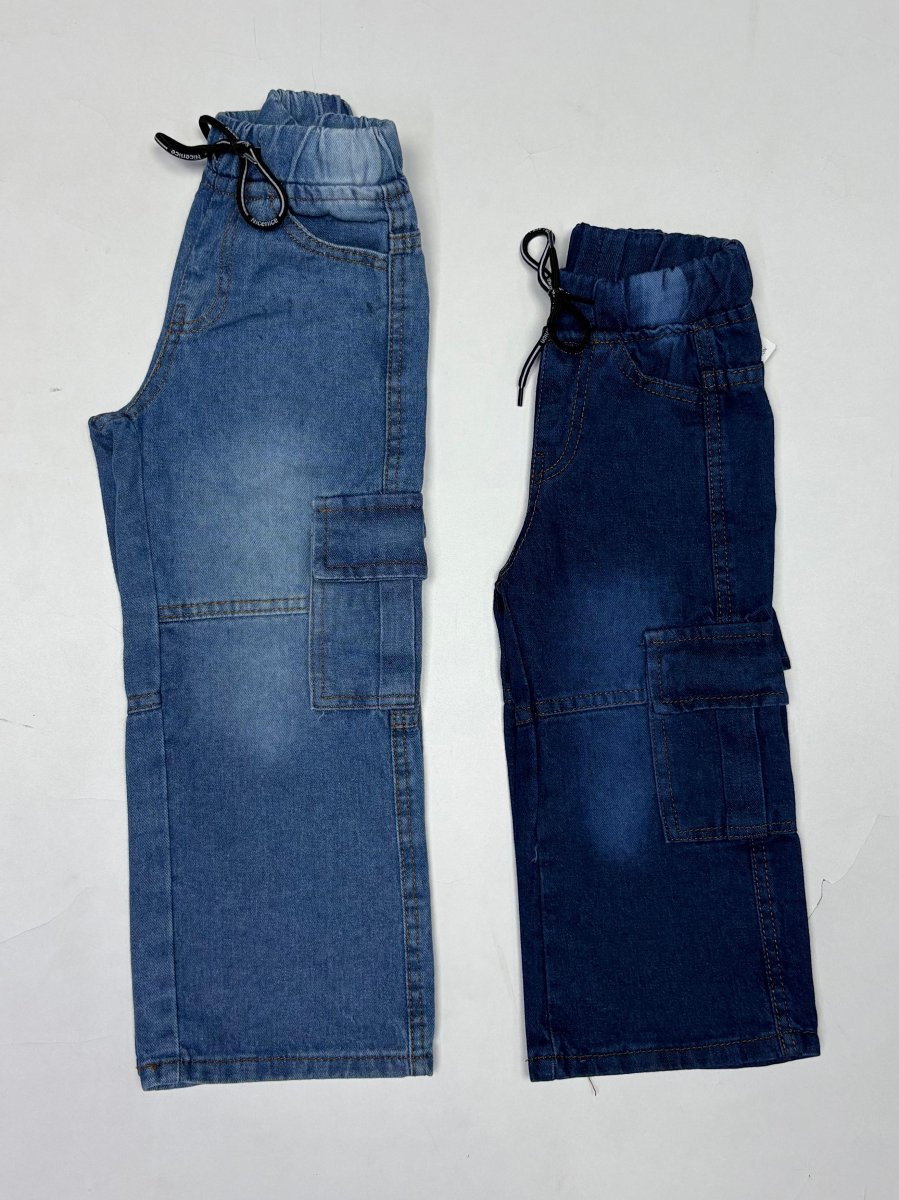 Baggy dark blue cargo pants